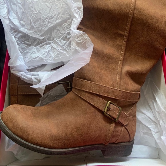 Shoedazzle — NEW - Picture 2 of 2